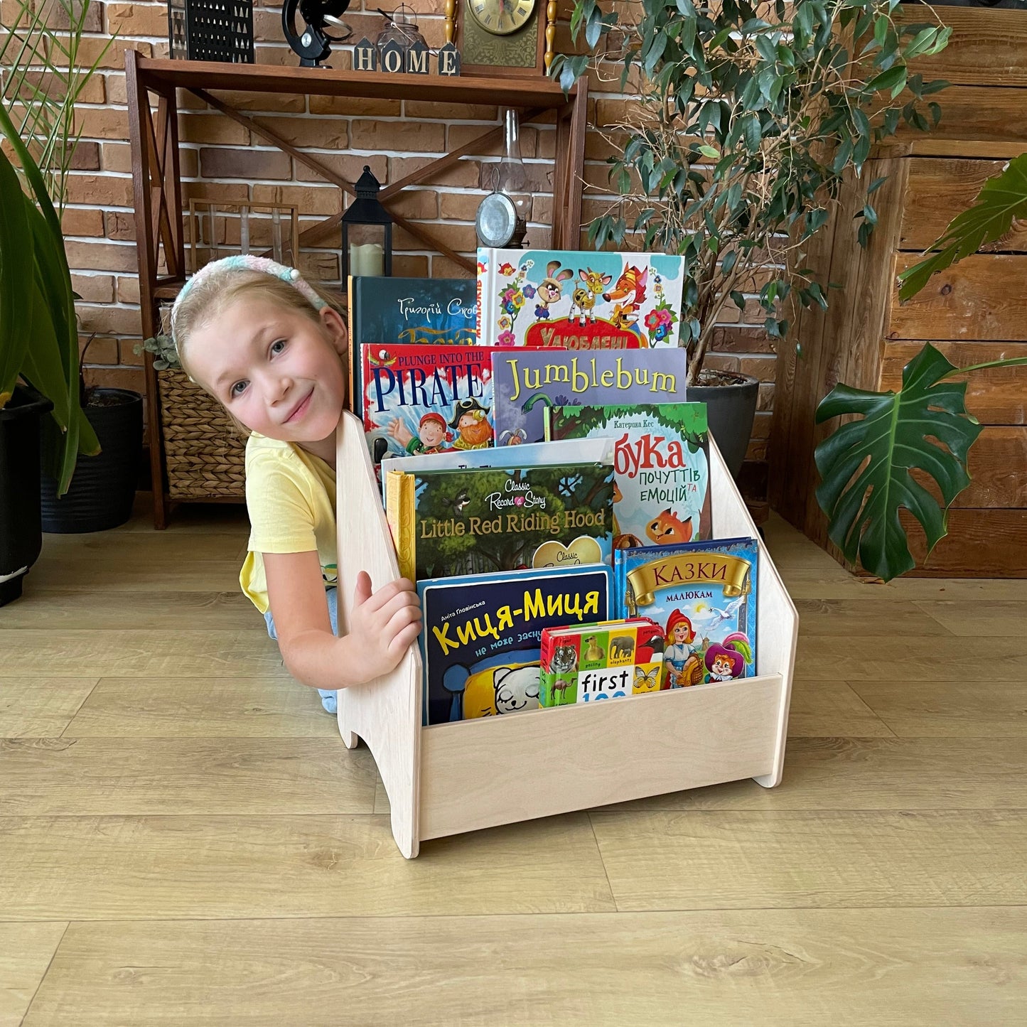 Montessori bookshelf | Natural color