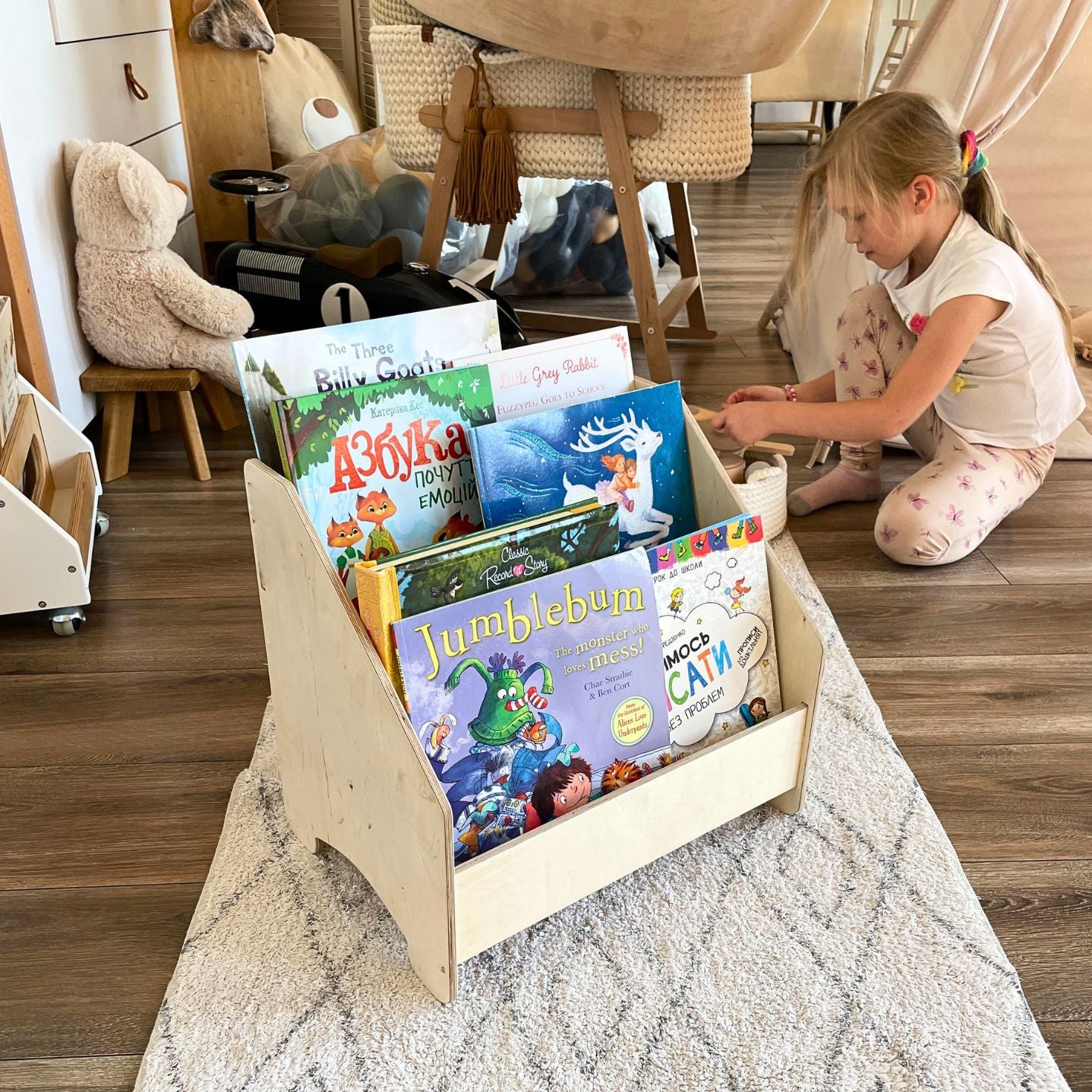 Montessori bookshelf | Natural color